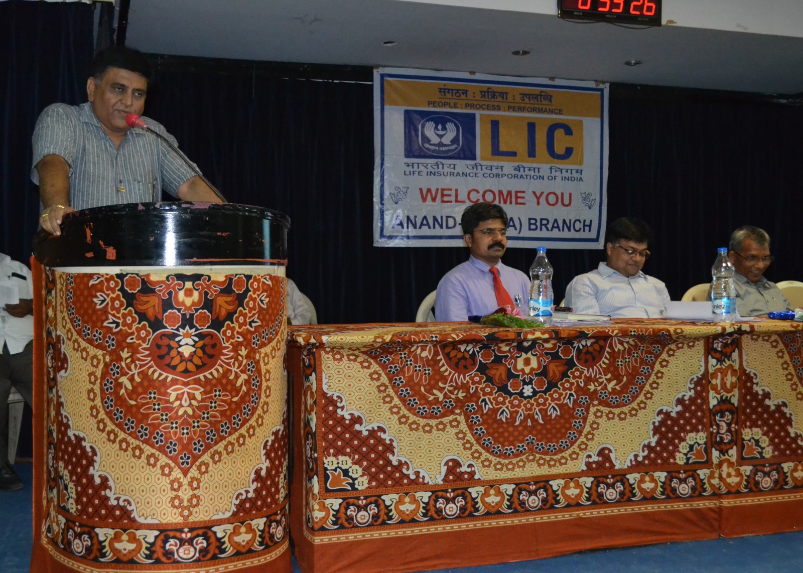 Addressing in Meeting